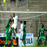 La RDC (blanc) contre la Sierra Leone (vert) le 19/11/2014 au stade Tata Raphal  Kinshasa lors du match de la 6e et dernire journe des liminatoires de la Can 2015-Guine Equatoriale, score: 1-3