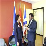 Dr.Lopold Kumbakisaka s'entretient avec Madame Hafsa Goma, Prsident du centre africain d ...