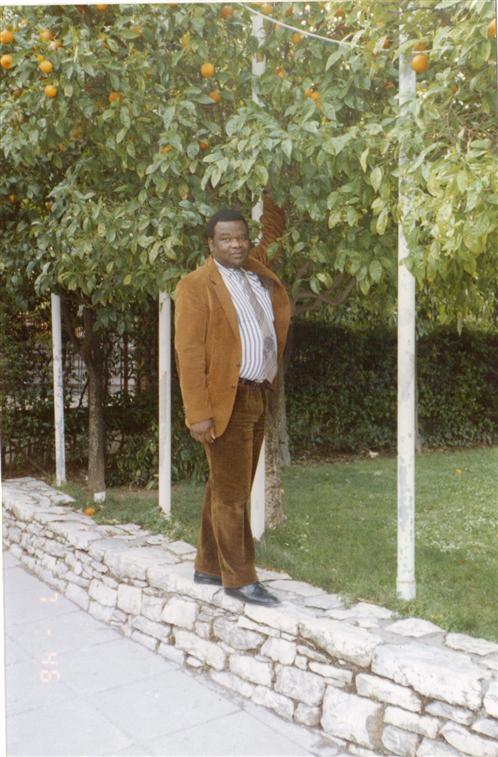 Dr.Lopold Kumbakisaka au parc de Kifissia (Athnes,Grce) 
