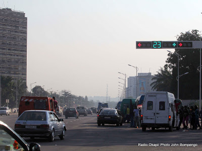 Boulevard du 30 juin  Kinshasa, actuellement dot des feux de signalisation