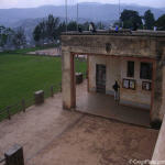  Cour et terrain de football du Collge Alfajiri(Bukavu,Sud Kivu,2004)