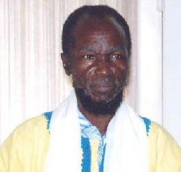 Le dput national Ne Muanda Nsemi, chef spirituel Bundu dia Kongo, un mouvement politico religieux, rfute toutes les accusations portes contre ses adeptes dans les violences enregistres ce derniers jours  Luozi. Il soutient qu'il s'agit plutt d'un complot pour ternir son image et crer des troubles dans le Bas-Congo. D'aprs lui, il faut une table ronde pour baliser la voie de la paix dans cette province, rapporte radiookapi.net