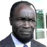 Ne Muanda Nsemi, leader du  mouvement politico-religieux congolais, Bundu dia Kongo (BDK), a  décidé de porter plainte à la Cour pénale internationale (CPI) et  aux Nations Unies contre ce qu'il appelle 