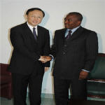 Yang Jiechi et Joseph Kabila