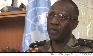 La situation scuritaire dans le Nord Kivu a t marque, ces derniers jours, par des affrontements entre les FARDC et les troupes de l'ex Gnral Laurent Nkunda. Gnral Babacar Gaye, commandant des forces de la MONUC nous explique la situation actuelle sur le terrain, et les mesures prise par la MONUC pour protger les populations civiles.