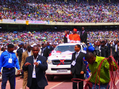 Cardinal Laurent Monsengwo Pasinya au Stade des Martyrs à Kinshasa le dimanche 5 décembre 2010