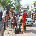 Des familles refoulées de Brazzaville cherchant à rejoindre leurs proches à Kinshasa