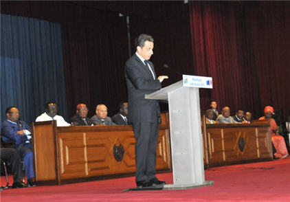 Nicolas Sarkozy au parlement à Kinshasa