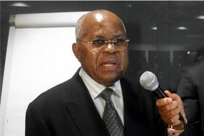 Etienne Tshisekedi, prsident de l'UDPS  Bruxelles en 2010