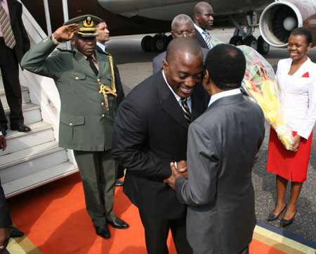 Le président de la République  démocratique du Congo (RDC), Joseph Kabila Kabange, est arrivé  mardi en fin d'après-midi dans la capitale gabonaise, pour une visite de travail.  