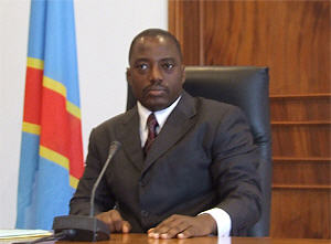  Le Président de la République, Joseph Kabila, a signé, le week-end dernier, deux ordonnances portant nomination d'un Directeur de son Cabinet, de deux Directeurs adjoint et de huit conseillers principaux.