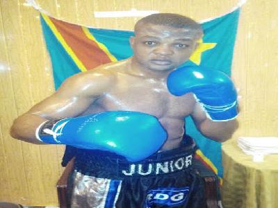 Le boxeur congolais Junior Ilunga Makabu\Ph. Tarik Saadi, agent du boxeur