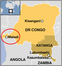 Bilan de derniers affrontements  Luozi : 22 nouveaux morts dans le camp de BDK. Par ailleurs, les adeptes du mouvement politico-religieux ont eu des accrochages avec la Police  Seke Banza. Alors que les  Makesa  (miliciens) de Bundu dia Kongo taient mis en droute dans le territoire de Luozi le week-end dernier, dans une opration concerte Police-PIR sanctionne par 22 morts, de nombreux blesss et l'incendie des cases du quartier gnral de ce mouvement politico-religieux, le sang continue de couler au Bas-Congo. Une vive tension rgne non seulement  Luozi, mais galement dans tous les territoires de la province o se recrutent des fidles de Ne Muanda Nsemi.