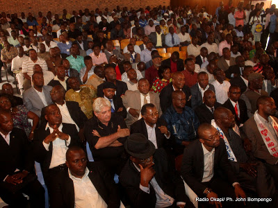 Quelques membres de l'opposition Congolaise dans la salle Fatima le 24/8/2011 à Kinshasa