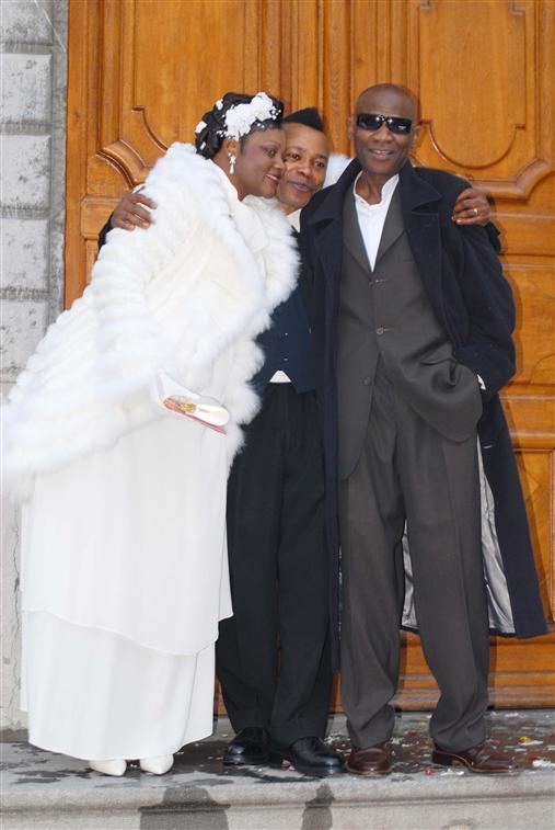 Mariage de Ridjana Kitoko à la tour de peiz suisse canton de vaud