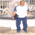 Pascal Muanda sur le jardin du Port de Luanda