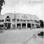 Hotel Rgina: carte postale ancienne, au croisement du boulevard Albert 1er et une partie  ...