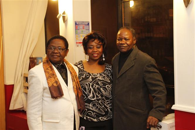 Faugus izeidi Faya tess et Canta Nyboma le jour du 70 me anniversaire de Faugus Izeidi  Ivry sur seine, bientt la sortie de l'album 